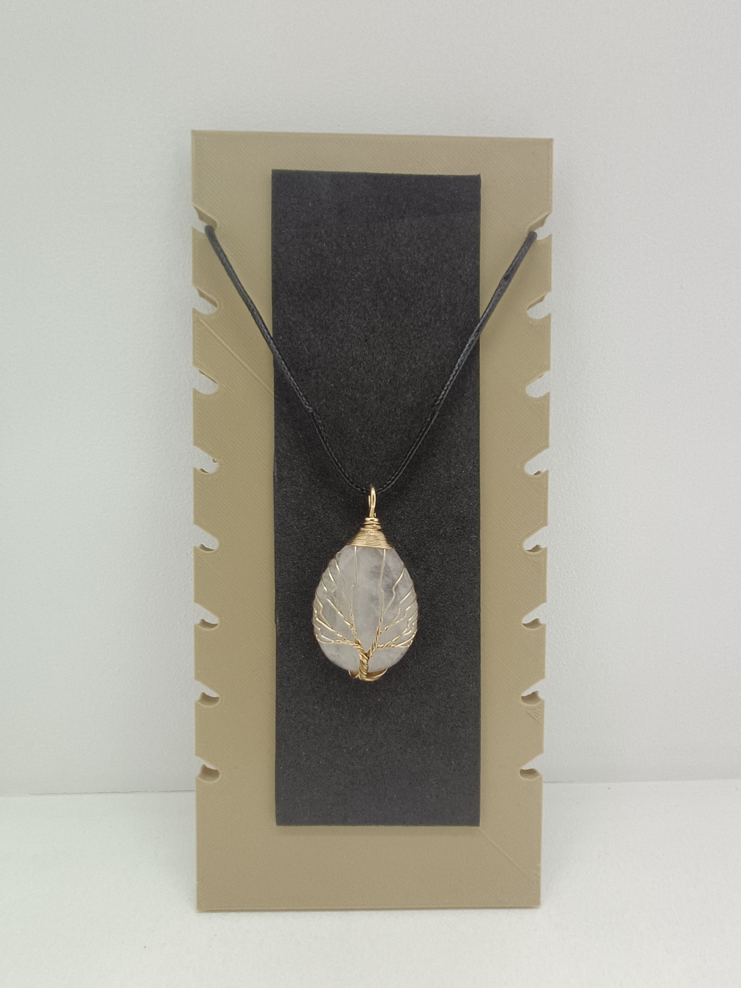 Colgante con Piedra de Energía