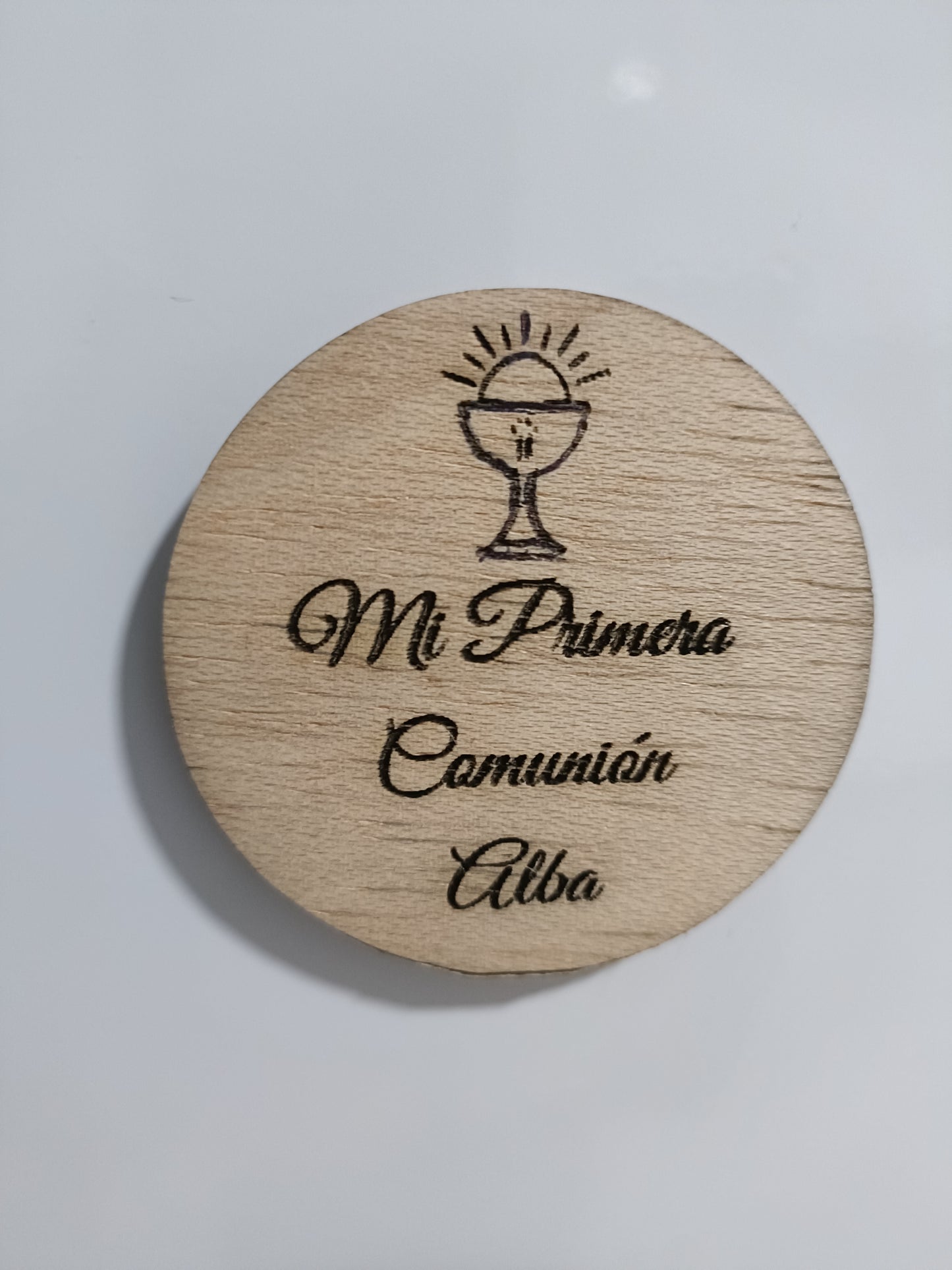 Imanes Personalizados en Madera – Recuerdos Únicos para tus Momentos Especiales