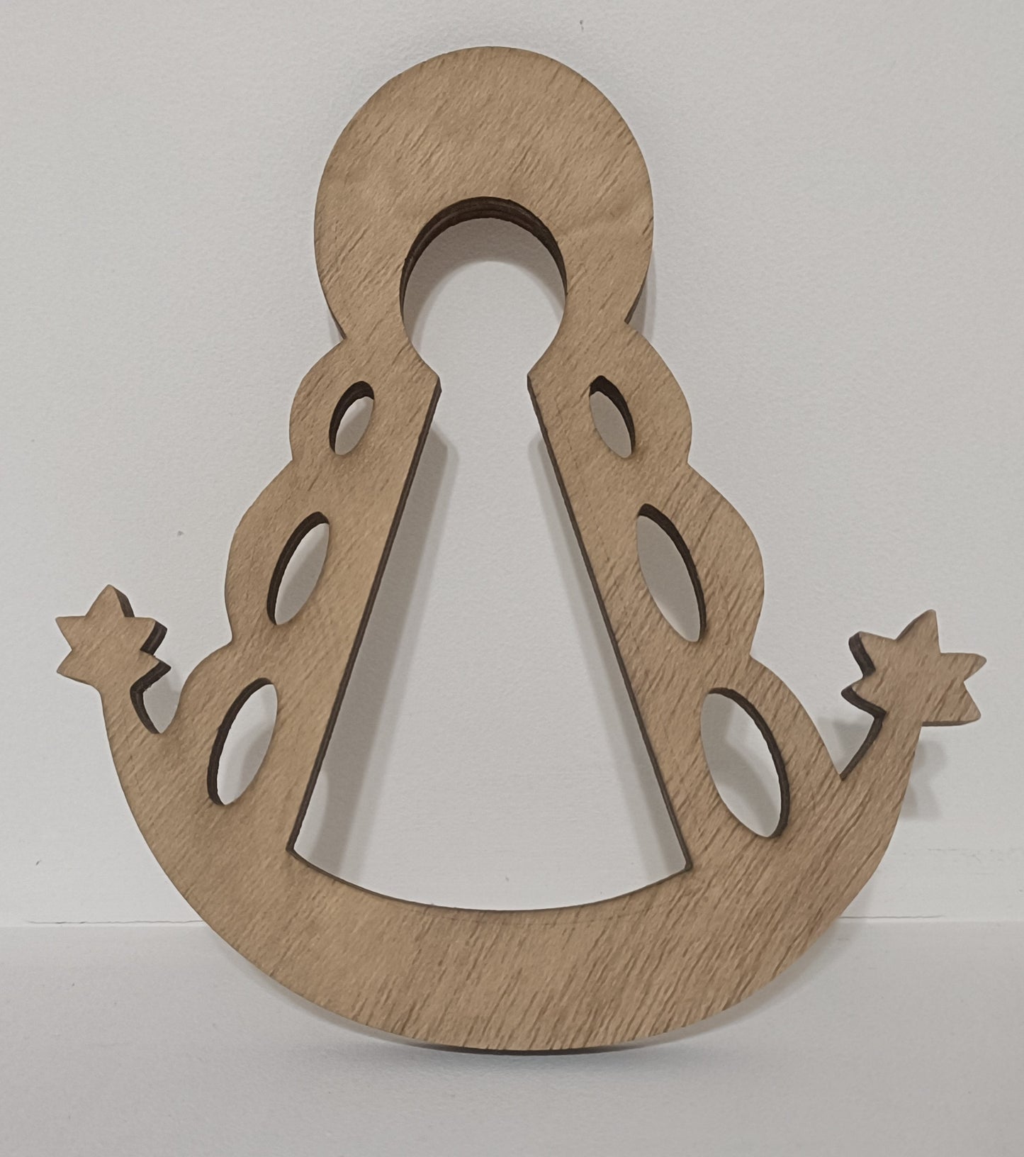 Silueta de madera de la Virgen del Rocío