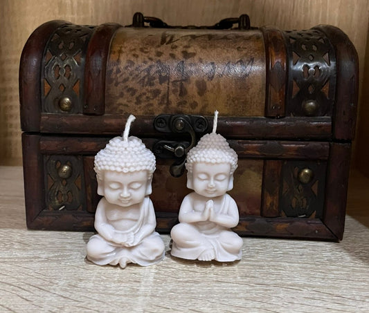 Vela Buda, decorativa y original.