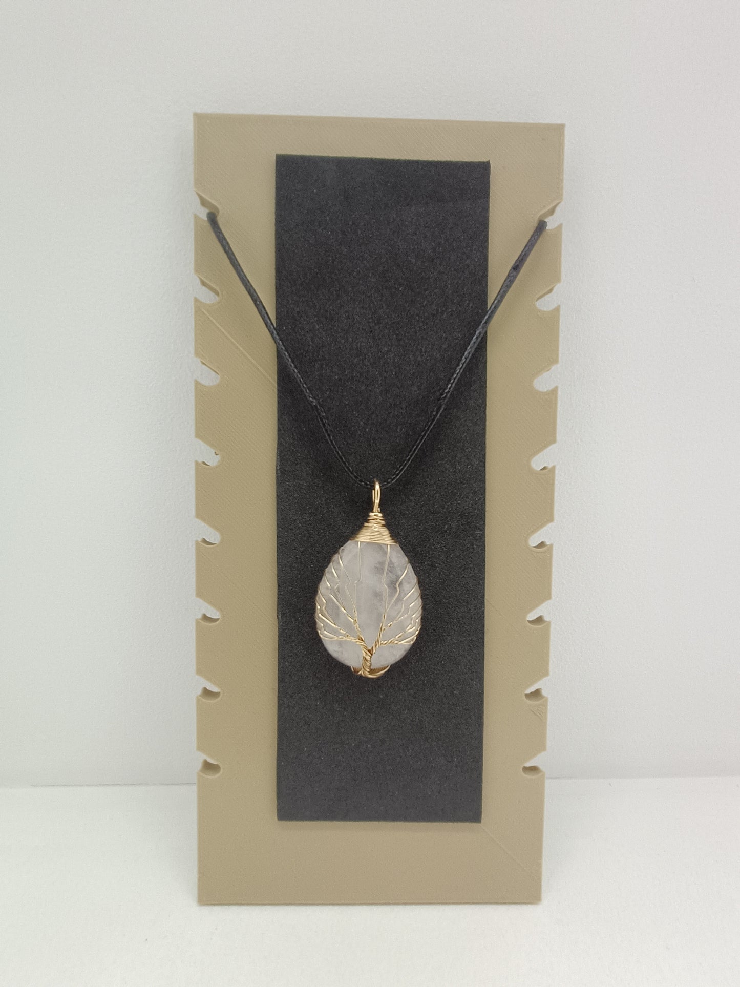 Colgante con Piedra de Energía
